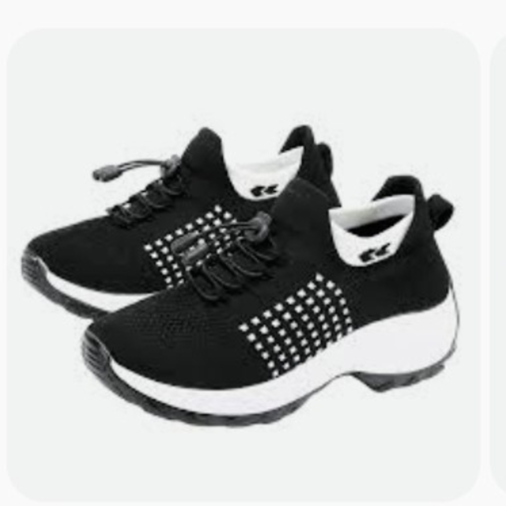Women's Black and White Athletic Shoes Size 11.5